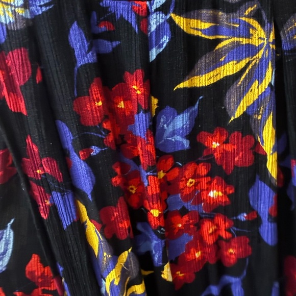 Band Of Gypsies Bristol Split Leg Jumpsuit In Black
& Multicolor Floral Print S - Picture 8 of 16